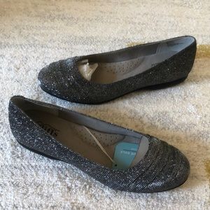 NWT Cliffs by White Mountain Clara Flats